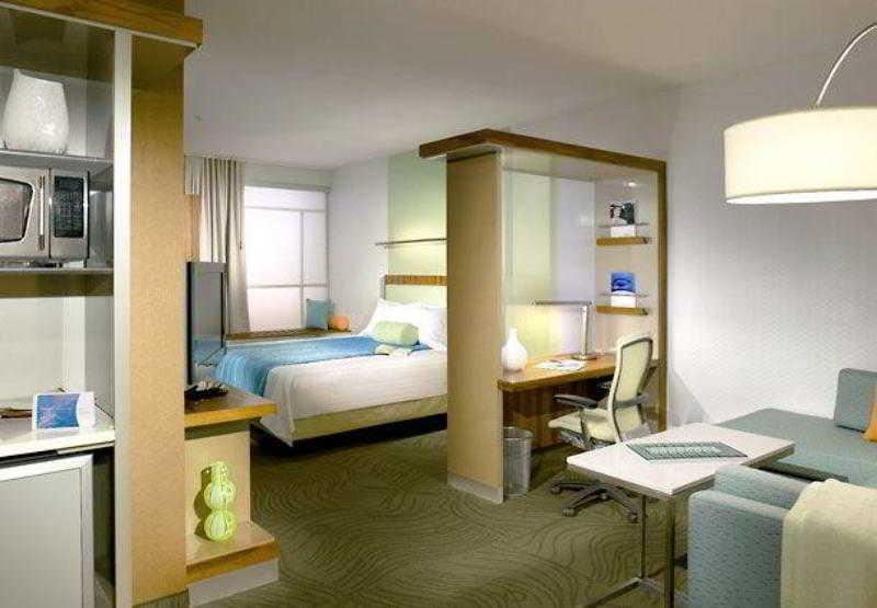 Springhill Suites Scottsdale North Room photo